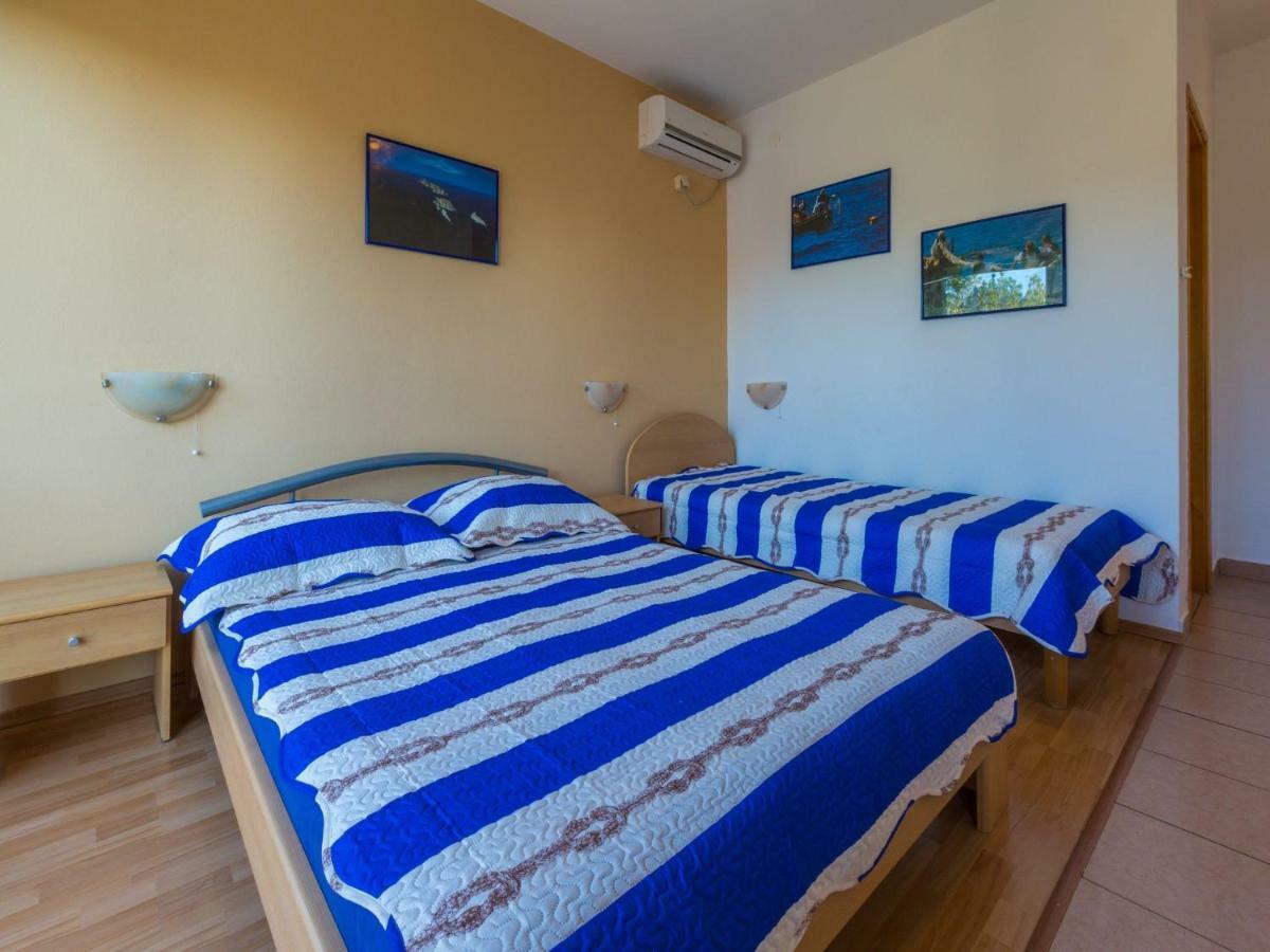 Apartments Ani Цриквеница Экстерьер фото